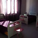 فندق مبيت وإفطار Casa Per Ferie Raggio Di Sole كيريالي
