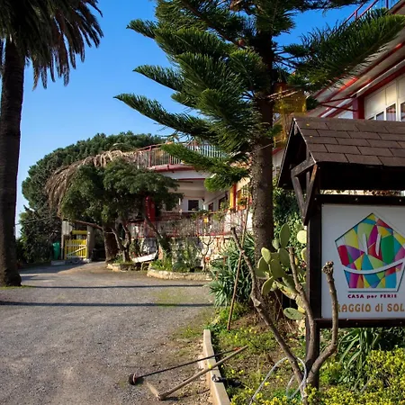 فندق مبيت وإفطار Casa Per Ferie Raggio Di Sole 3*